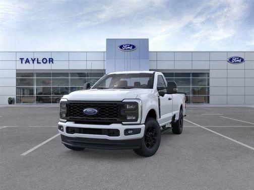 Oxford White 2025 Ford F-250 XL