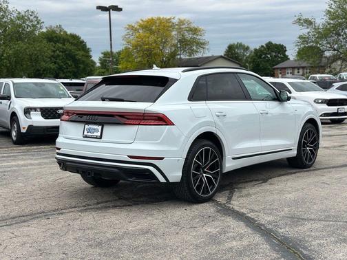 Glacier White 2019 Audi Q8 3.0T Premium Plus