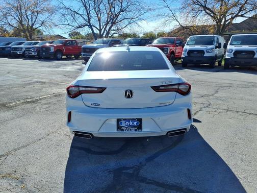 2022 Acura TLX Advance