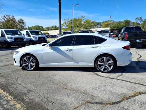 2022 Acura TLX Advance