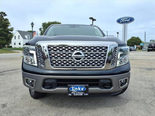2017 Nissan Titan Platinum Reserve