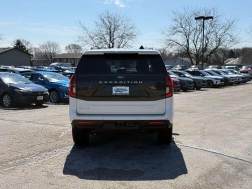 2026 Ford Expedition Active