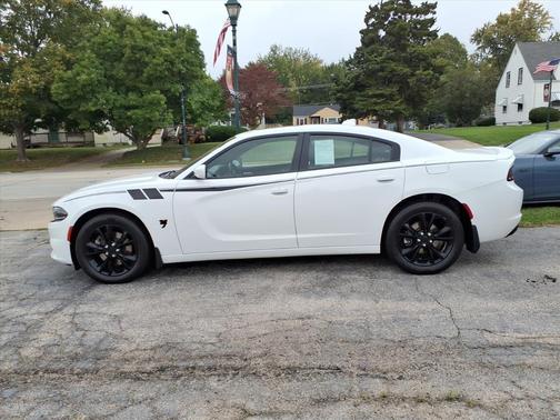 2020 Dodge Charger SXT