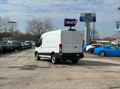 2022 Ford Transit-250 Base