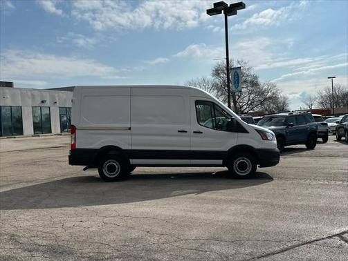 2022 Ford Transit-250 Base