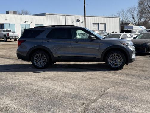 2026 Ford Explorer Active w/200A Pkg