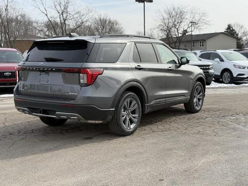 2026 Ford Explorer Active w/200A Pkg