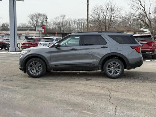 2026 Ford Explorer Active w/200A Pkg