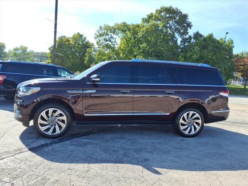 2024 Lincoln Navigator Premiere
