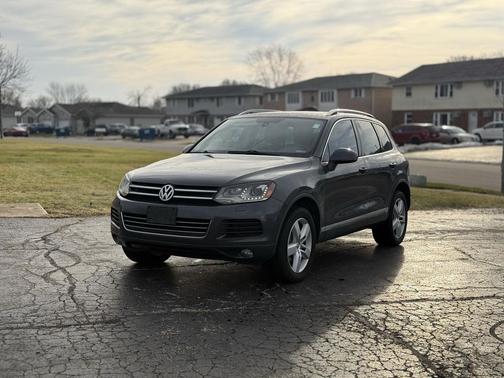 2012 Volkswagen Touareg TDI Lux