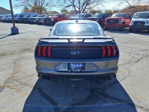 2021 Ford Mustang GT Premium