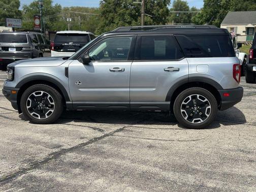 Iconic Silver Metallic 2021 Ford Bronco Sport Outer Banks
