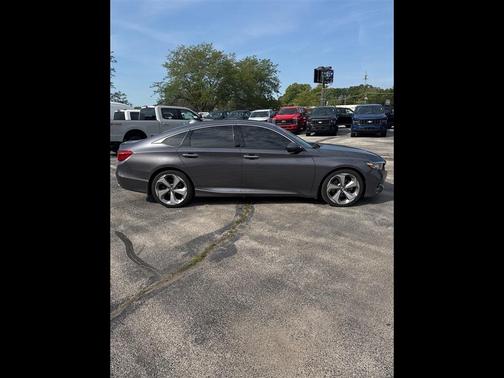 2018 Honda Accord Touring 2.0T