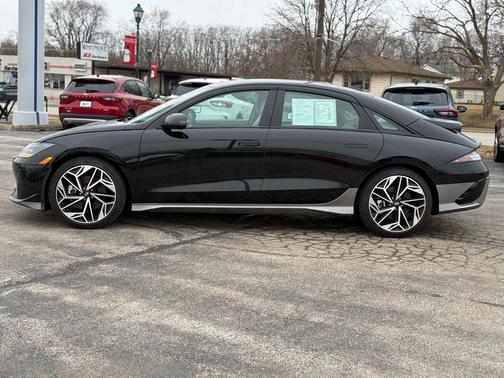 2024 Hyundai IONIQ 6 SEL