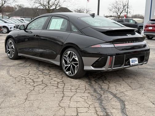 2024 Hyundai IONIQ 6 SEL