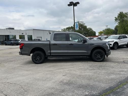 2025 Ford F-150 Lightning XLT