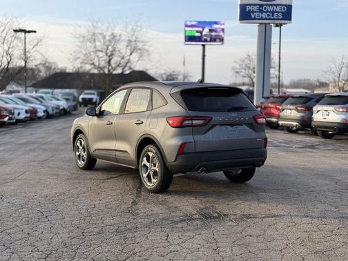 2026 Ford Escape ST-Line Select