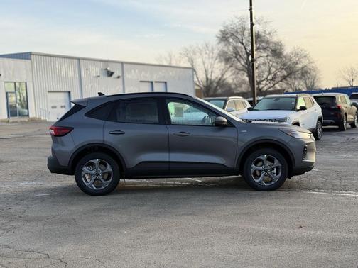 2026 Ford Escape ST-Line Select