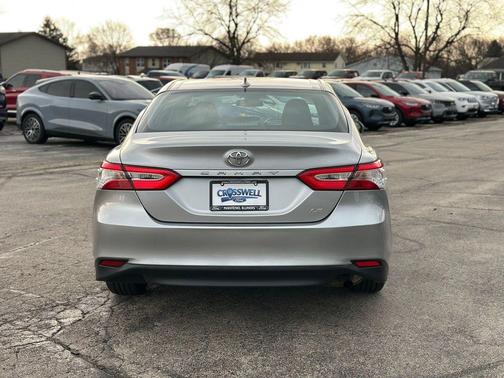 Celestial Silver Metallic 2019 Toyota Camry LE