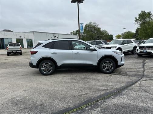 2025 Ford Escape ST-Line Select