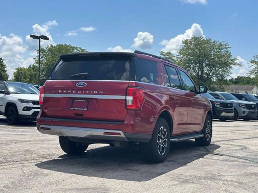 Red Metallic 2022 Ford Expedition XLT