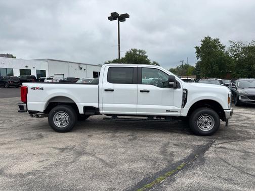Oxford White 2026 Ford F-350 XL