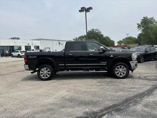2022 RAM 2500 Limited Crew Cab 4x4 6'4' Box
