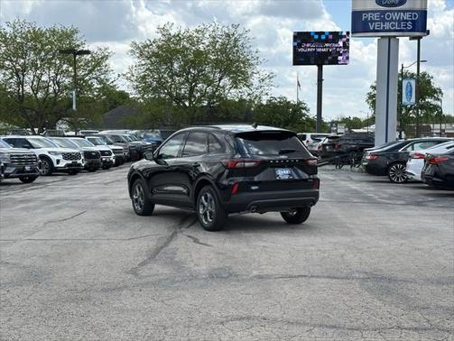 2025 Ford Escape ST-Line Select