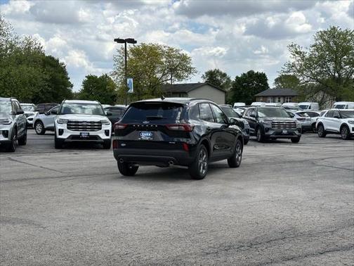 2025 Ford Escape ST-Line Select