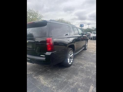 2018 Chevrolet Suburban LT