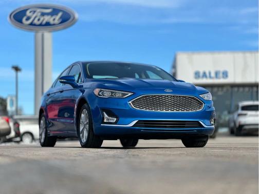 2019 Ford Fusion Energi Titanium
