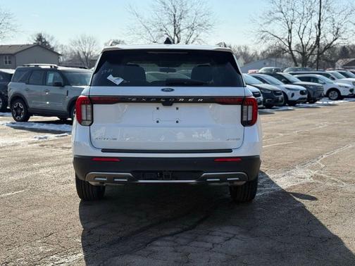 2026 Ford Explorer Active w/200A Pkg