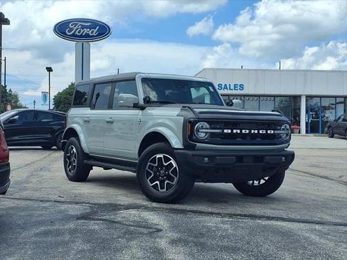 2022 Ford Bronco Outer Banks