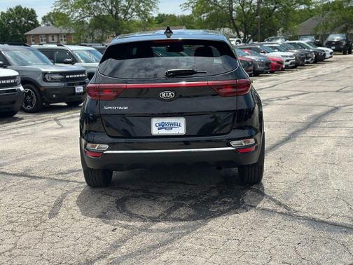 Black Cherry 2022 Kia Sportage LX