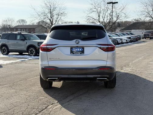2020 Buick Enclave AWD Essence
