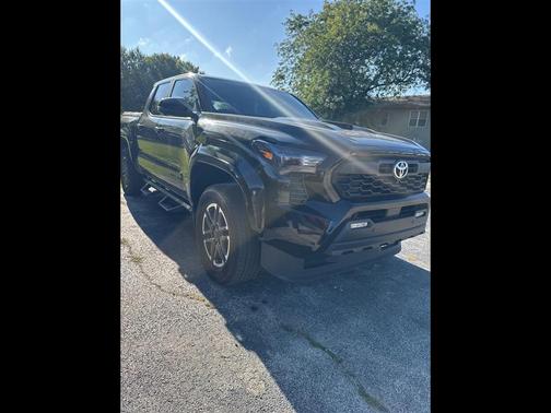2024 Toyota Tacoma TRD Sport