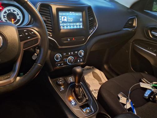 2020 Jeep Cherokee Latitude