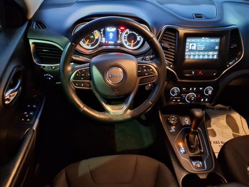 2020 Jeep Cherokee Latitude