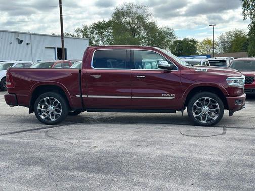 Delmonico Red Pearlcoat 2022 RAM 1500 Limited