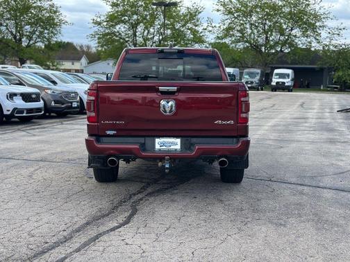Delmonico Red Pearlcoat 2022 RAM 1500 Limited