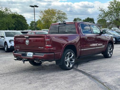 Delmonico Red Pearlcoat 2022 RAM 1500 Limited