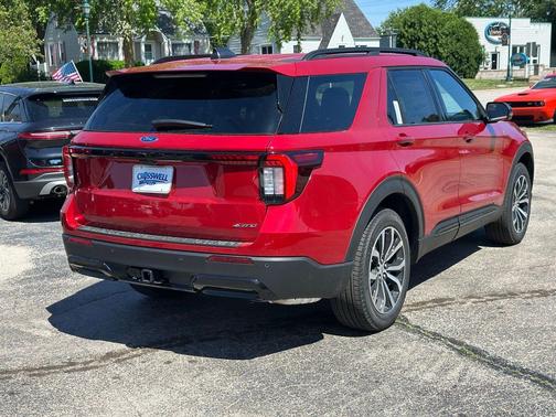Rapid Red Metallic Tinted Clearcoat 2026 Ford Explorer ST-Line