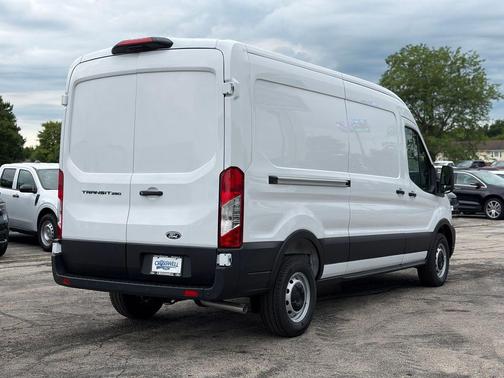 Oxford White 2026 Ford Transit-250 Base