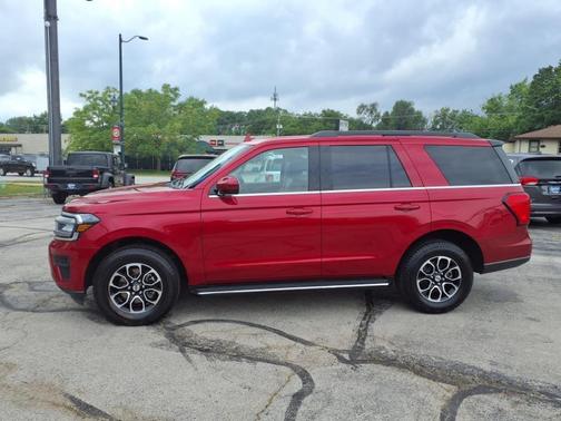 2022 Ford Expedition XLT