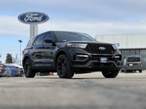 2022 Ford Explorer ST