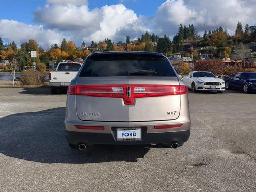 2019 Lincoln MKT Reserve