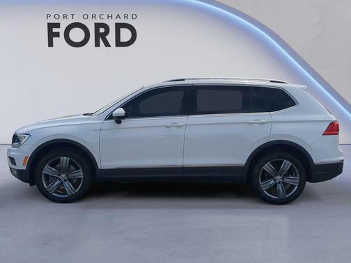 Pure White 2020 Volkswagen Tiguan 2.0T SEL