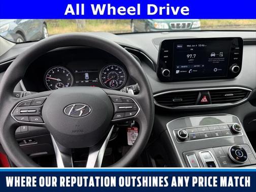 2022 Hyundai SANTA FE SE