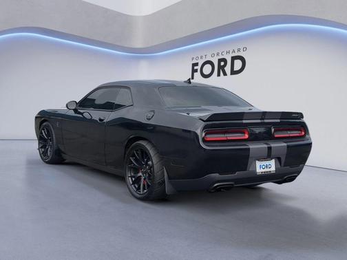 2015 Dodge Challenger SRT Hellcat