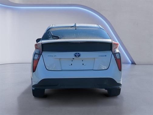 2017 Toyota Prius Three Touring